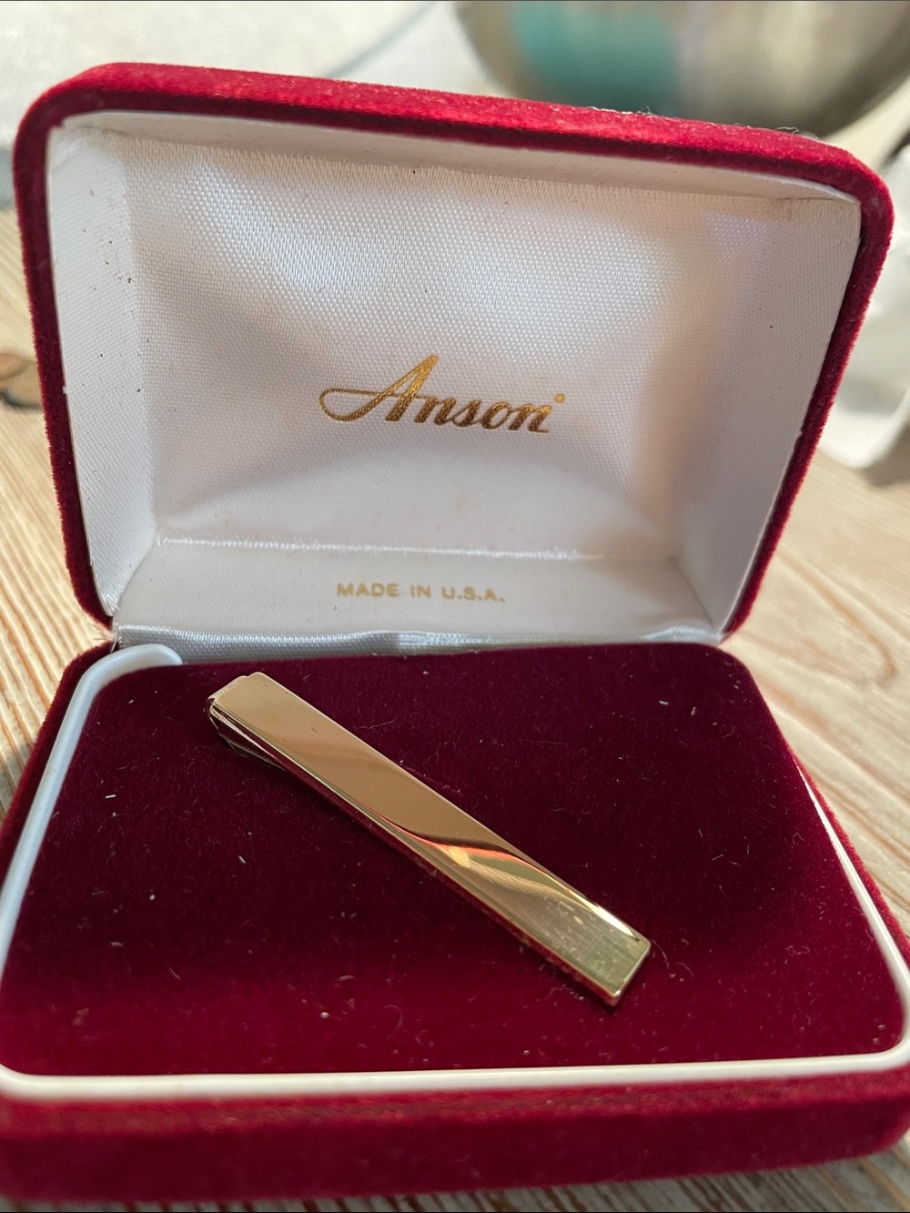 Anson Tie Bar